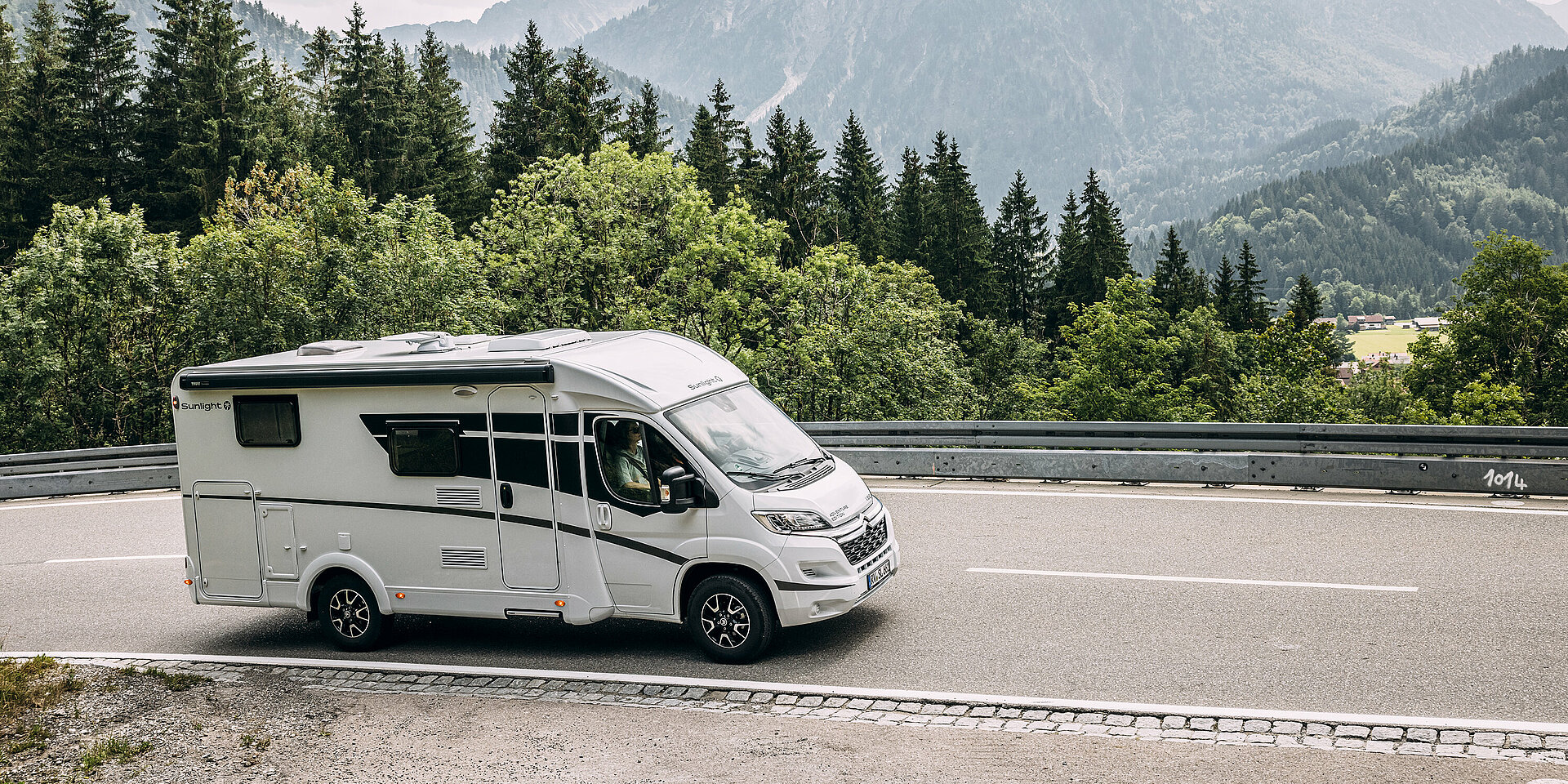 Sunlight VANS Adventure Edition 2023